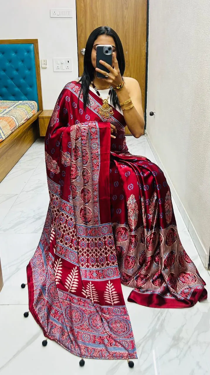 Buy New Supar Premium Saree in Surat - Reseller Bazzar